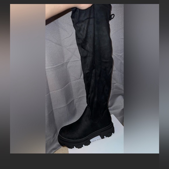 Never worn DREAM PAIRS Women's Over The Knee Platform Thigh High Boots - Picture 2 of 6